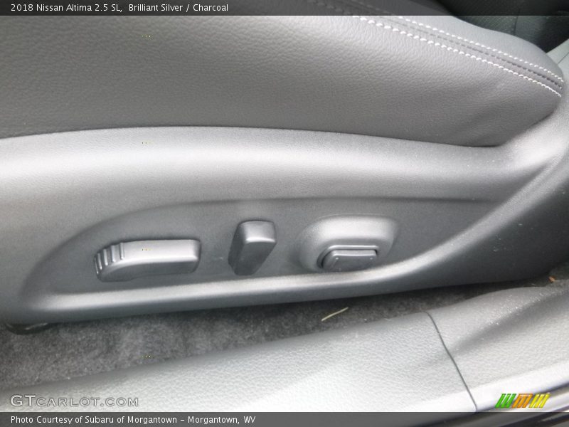 Brilliant Silver / Charcoal 2018 Nissan Altima 2.5 SL