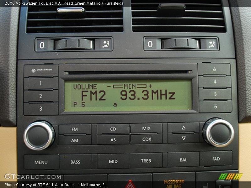 Reed Green Metallic / Pure Beige 2006 Volkswagen Touareg V8