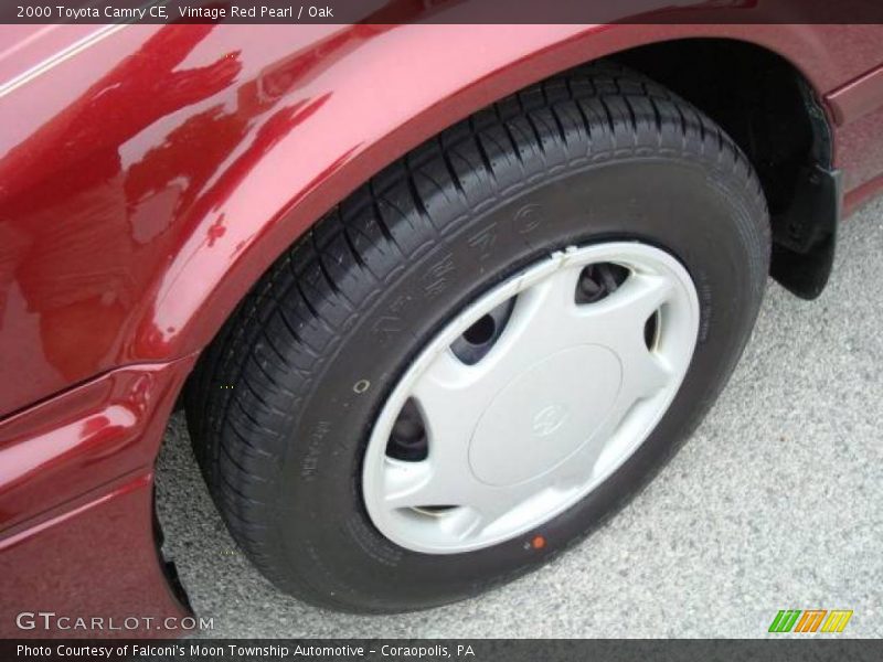 Vintage Red Pearl / Oak 2000 Toyota Camry CE