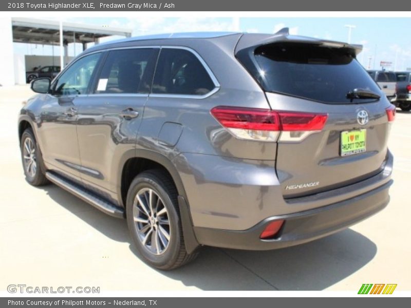 Predawn Gray Mica / Ash 2018 Toyota Highlander XLE