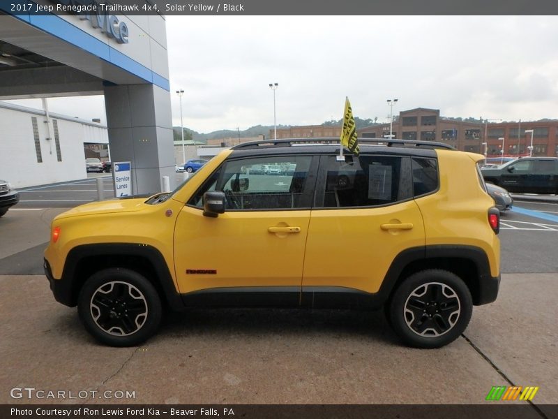 Solar Yellow / Black 2017 Jeep Renegade Trailhawk 4x4