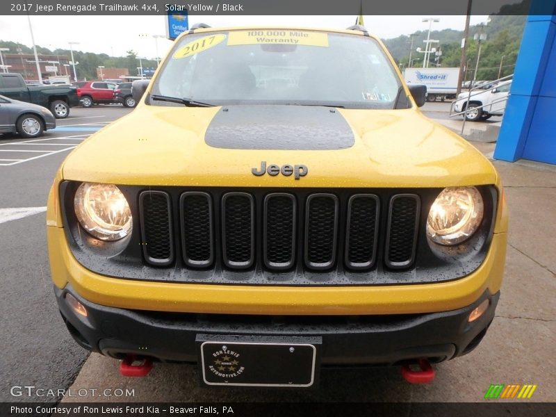 Solar Yellow / Black 2017 Jeep Renegade Trailhawk 4x4