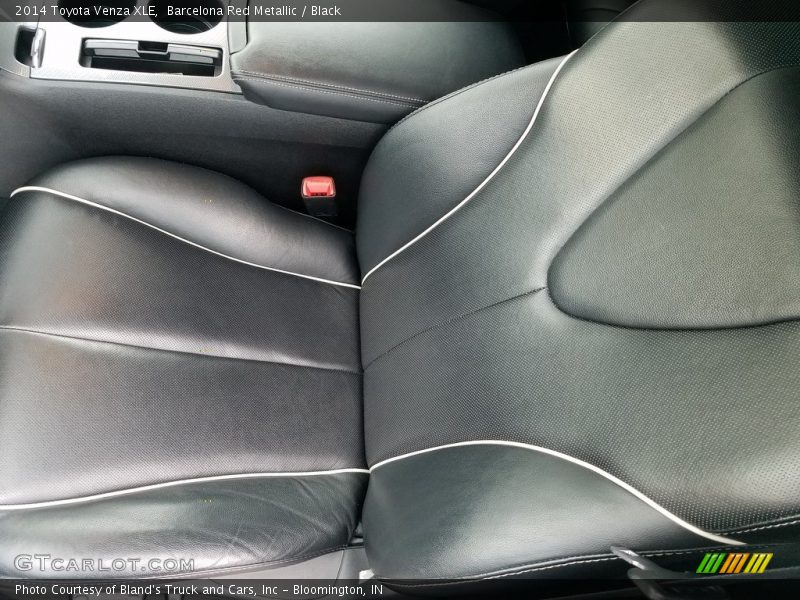 Barcelona Red Metallic / Black 2014 Toyota Venza XLE