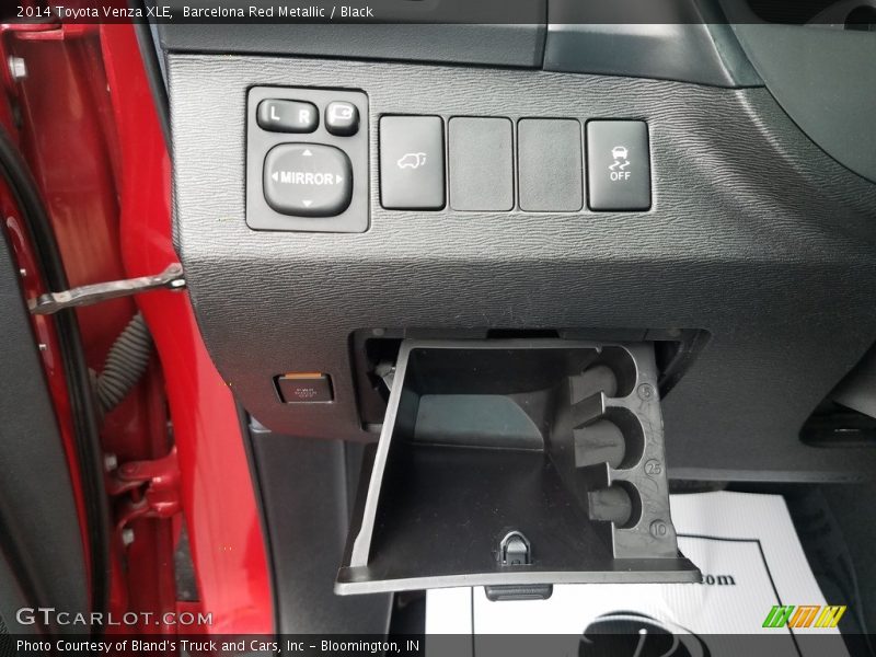 Barcelona Red Metallic / Black 2014 Toyota Venza XLE