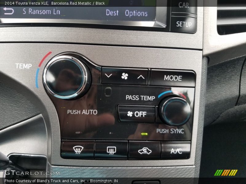 Barcelona Red Metallic / Black 2014 Toyota Venza XLE