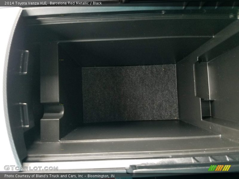 Barcelona Red Metallic / Black 2014 Toyota Venza XLE