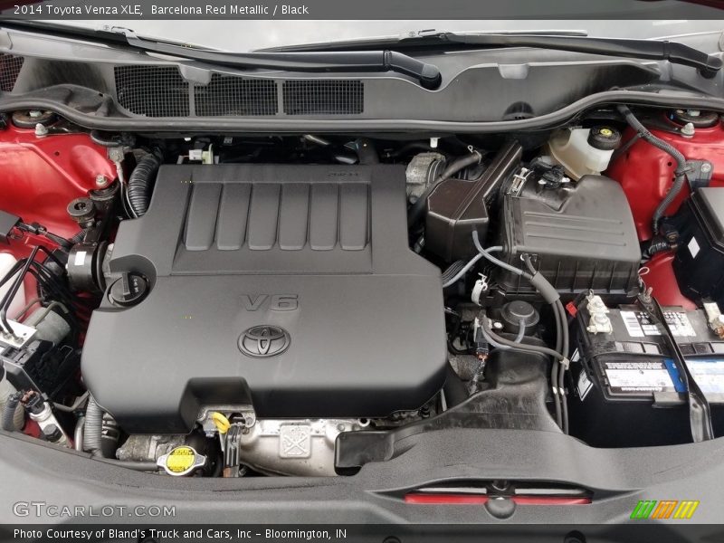 Barcelona Red Metallic / Black 2014 Toyota Venza XLE