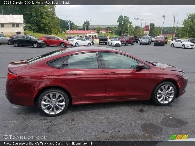 Velvet Red Pearl / Black 2015 Chrysler 200 S