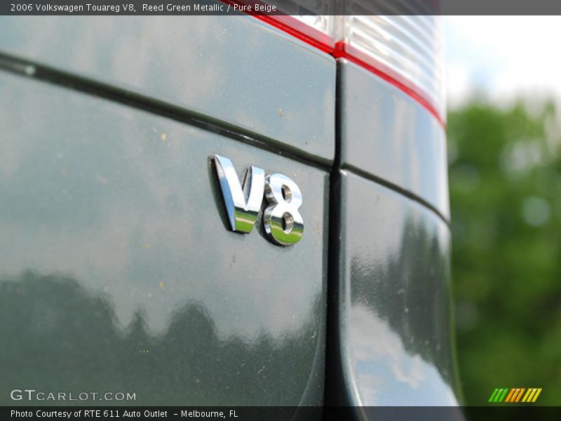 Reed Green Metallic / Pure Beige 2006 Volkswagen Touareg V8