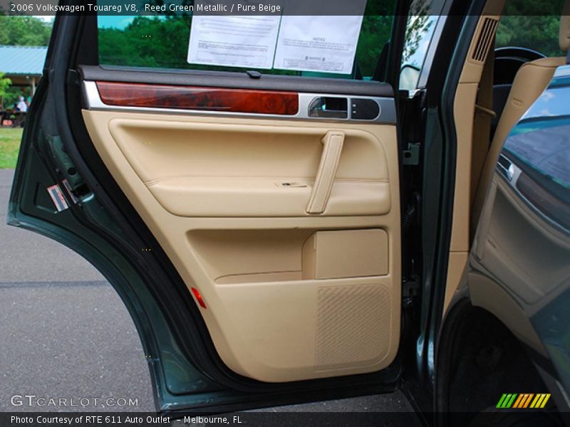 Reed Green Metallic / Pure Beige 2006 Volkswagen Touareg V8