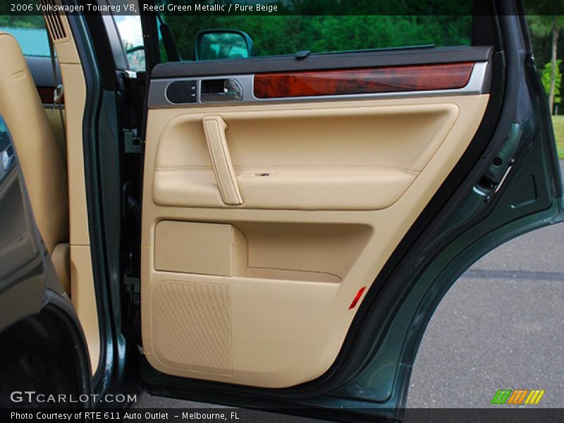 Reed Green Metallic / Pure Beige 2006 Volkswagen Touareg V8