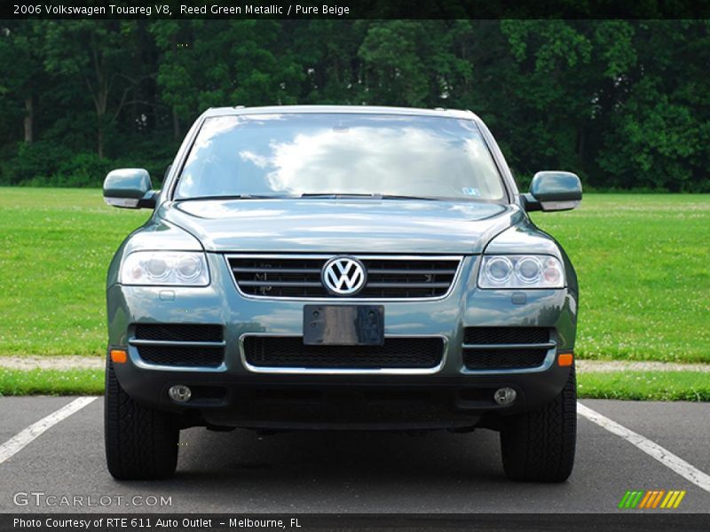 Reed Green Metallic / Pure Beige 2006 Volkswagen Touareg V8