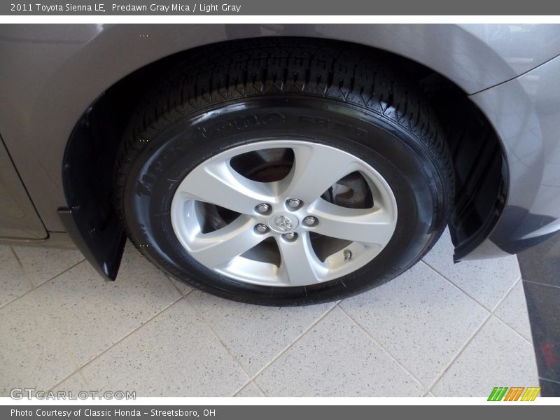 Predawn Gray Mica / Light Gray 2011 Toyota Sienna LE