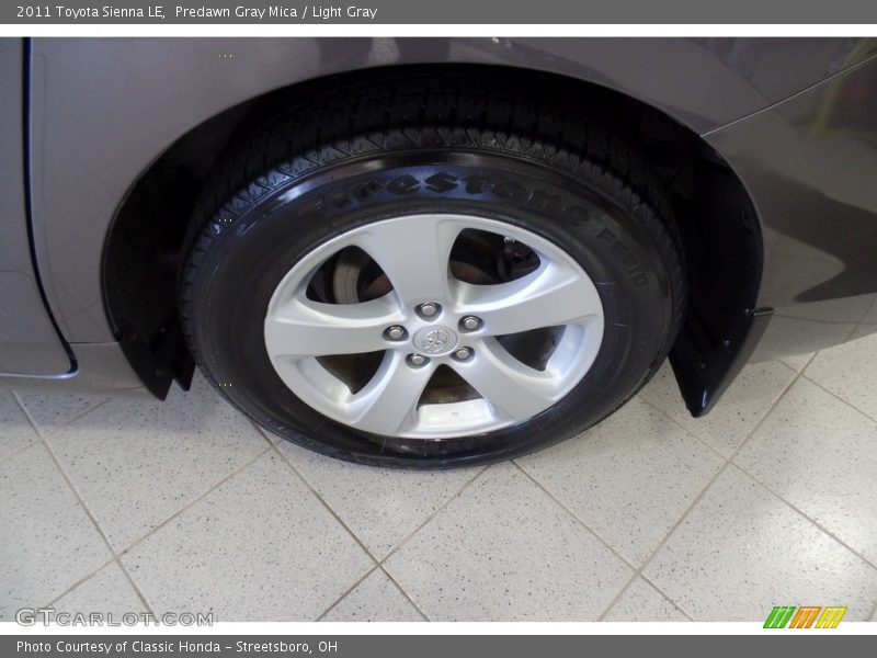 Predawn Gray Mica / Light Gray 2011 Toyota Sienna LE