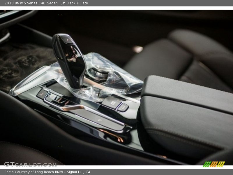 Jet Black / Black 2018 BMW 5 Series 540i Sedan