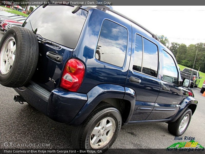 Patriot Blue Pearlcoat / Dark Slate Gray 2002 Jeep Liberty Limited 4x4