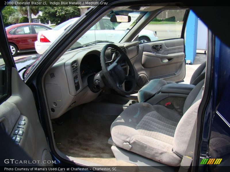 Indigo Blue Metallic / Medium Gray 2000 Chevrolet Blazer LS