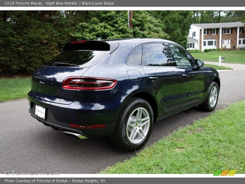 Night Blue Metallic / Black/Luxor Beige 2018 Porsche Macan