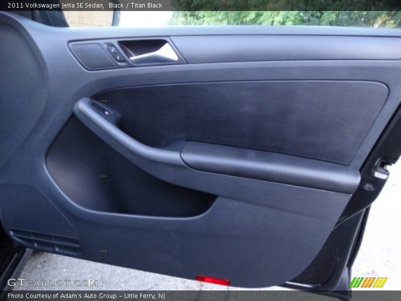 Black / Titan Black 2011 Volkswagen Jetta SE Sedan