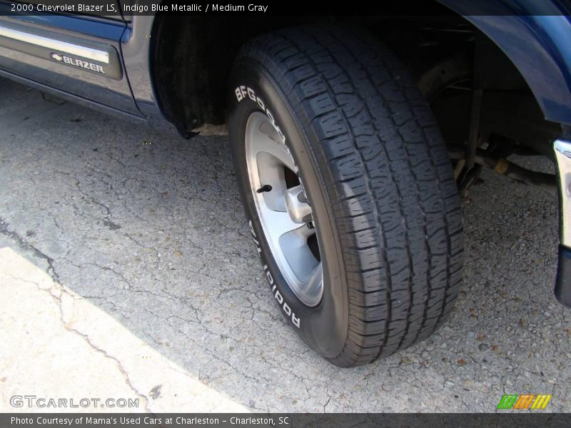 Indigo Blue Metallic / Medium Gray 2000 Chevrolet Blazer LS