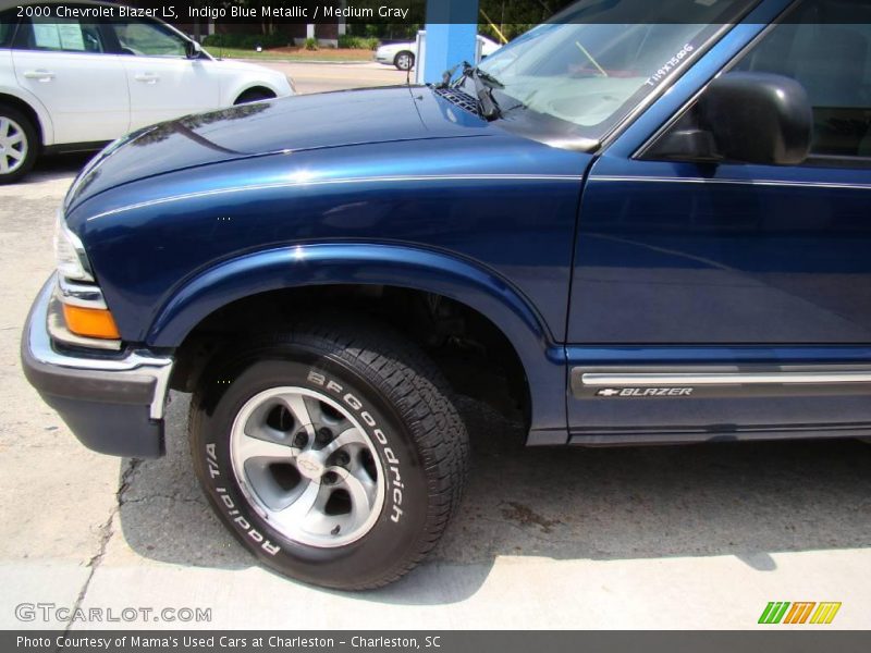 Indigo Blue Metallic / Medium Gray 2000 Chevrolet Blazer LS