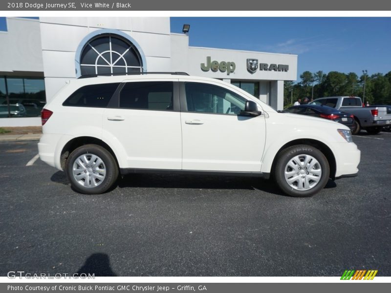 Vice White / Black 2018 Dodge Journey SE