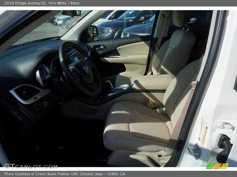 Vice White / Black 2018 Dodge Journey SE
