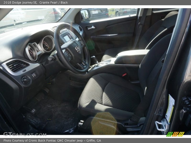 Granite Pearl / Black 2018 Dodge Journey SE