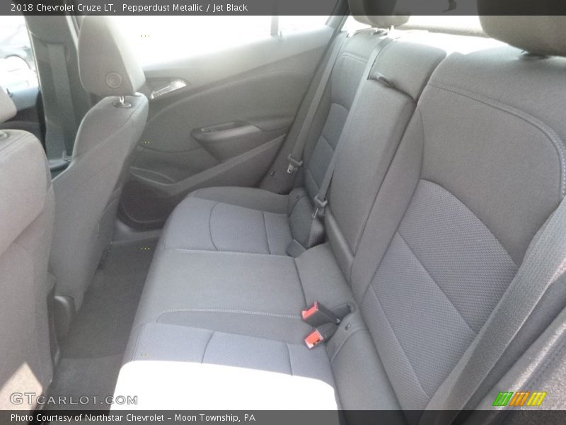 Pepperdust Metallic / Jet Black 2018 Chevrolet Cruze LT