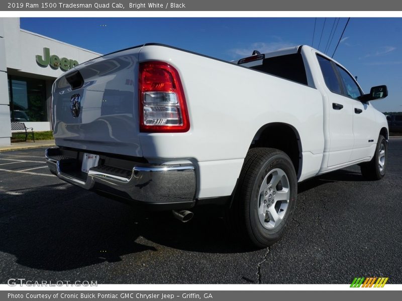 Bright White / Black 2019 Ram 1500 Tradesman Quad Cab
