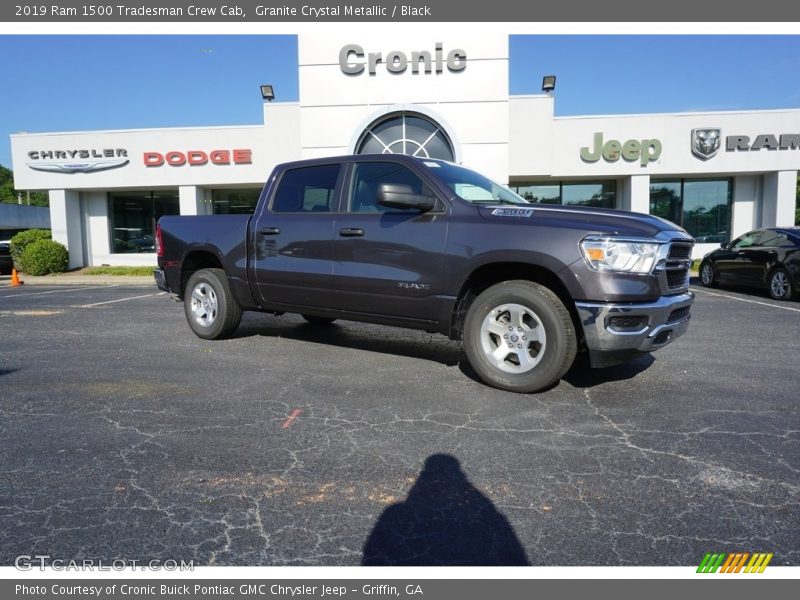 Granite Crystal Metallic / Black 2019 Ram 1500 Tradesman Crew Cab