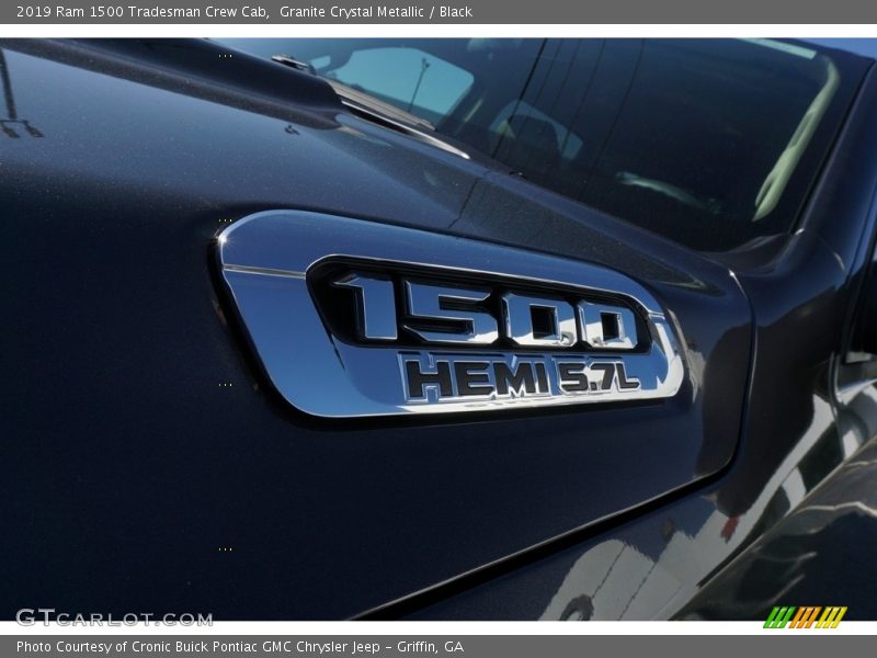 Granite Crystal Metallic / Black 2019 Ram 1500 Tradesman Crew Cab