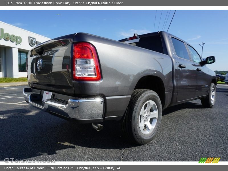 Granite Crystal Metallic / Black 2019 Ram 1500 Tradesman Crew Cab