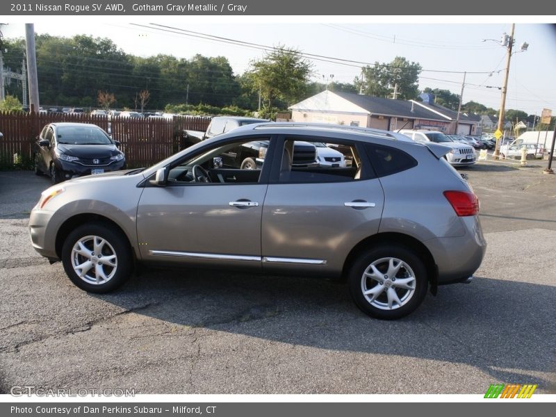 Gotham Gray Metallic / Gray 2011 Nissan Rogue SV AWD