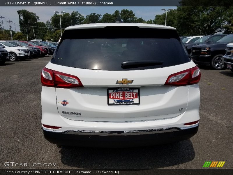 Summit White / Jet Black/Cinnamon 2019 Chevrolet Equinox LT