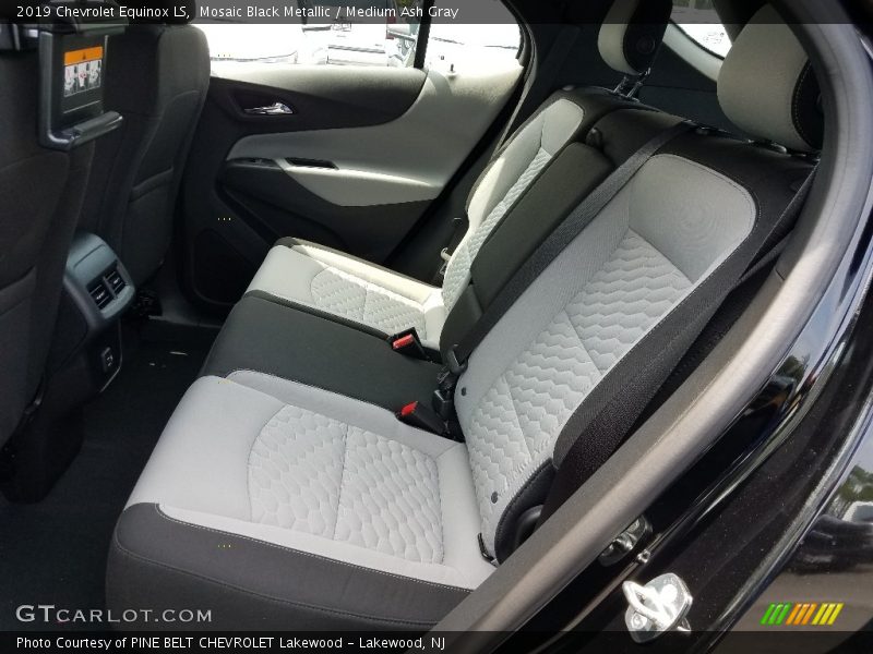 Mosaic Black Metallic / Medium Ash Gray 2019 Chevrolet Equinox LS