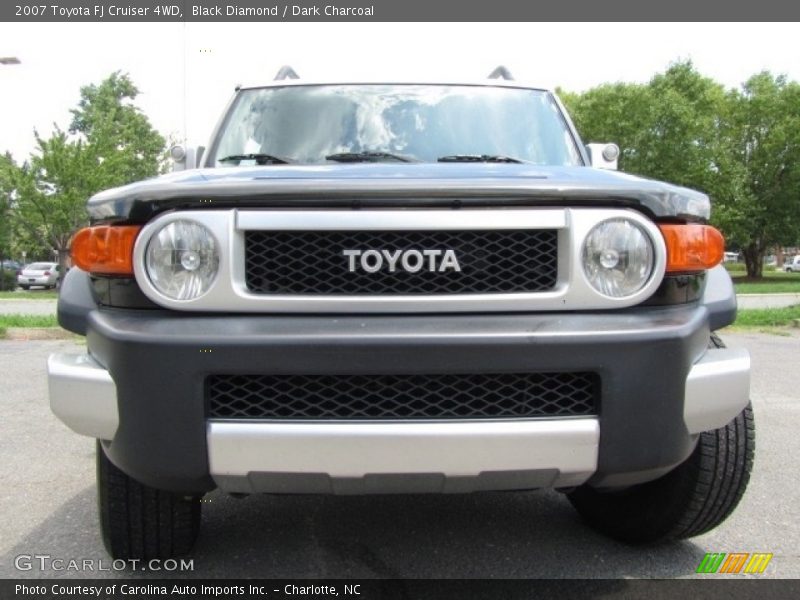 Black Diamond / Dark Charcoal 2007 Toyota FJ Cruiser 4WD