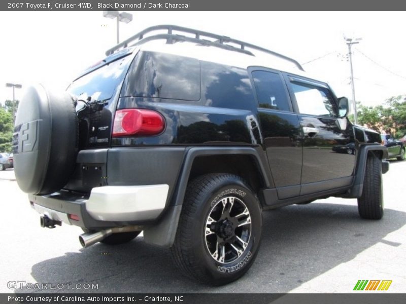 Black Diamond / Dark Charcoal 2007 Toyota FJ Cruiser 4WD