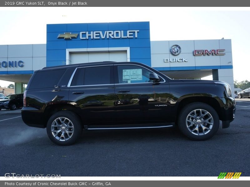 Onyx Black / Jet Black 2019 GMC Yukon SLT