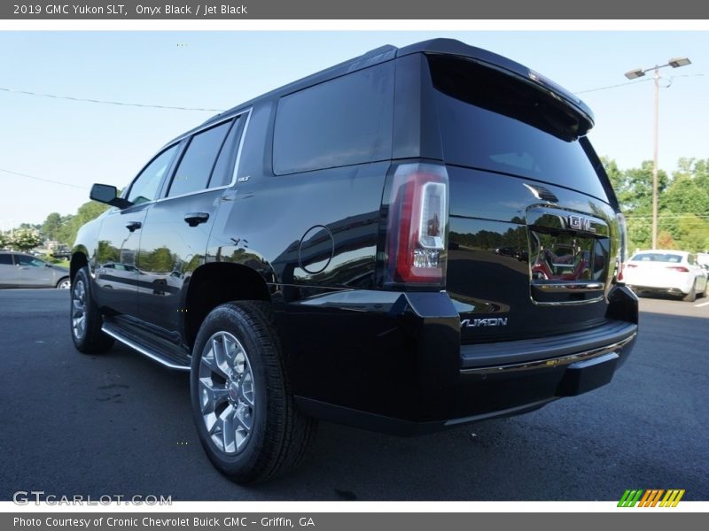 Onyx Black / Jet Black 2019 GMC Yukon SLT