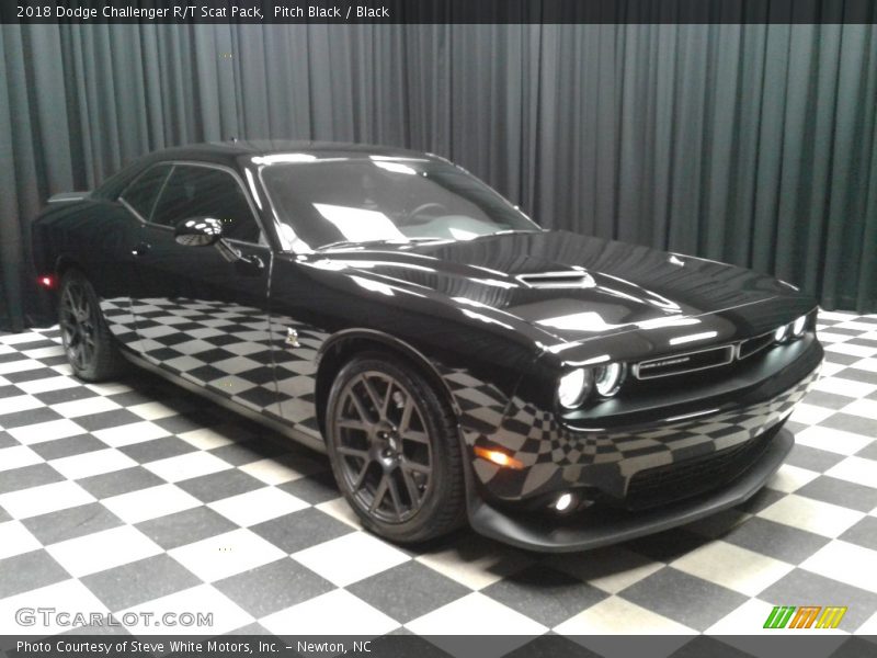 Pitch Black / Black 2018 Dodge Challenger R/T Scat Pack