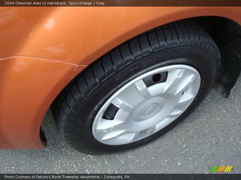 Spicy Orange / Gray 2004 Chevrolet Aveo LS Hatchback