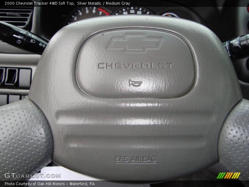 Silver Metallic / Medium Gray 2000 Chevrolet Tracker 4WD Soft Top