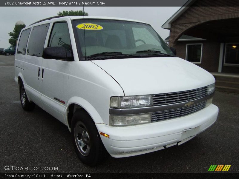 Ivory White / Medium Gray 2002 Chevrolet Astro LS AWD