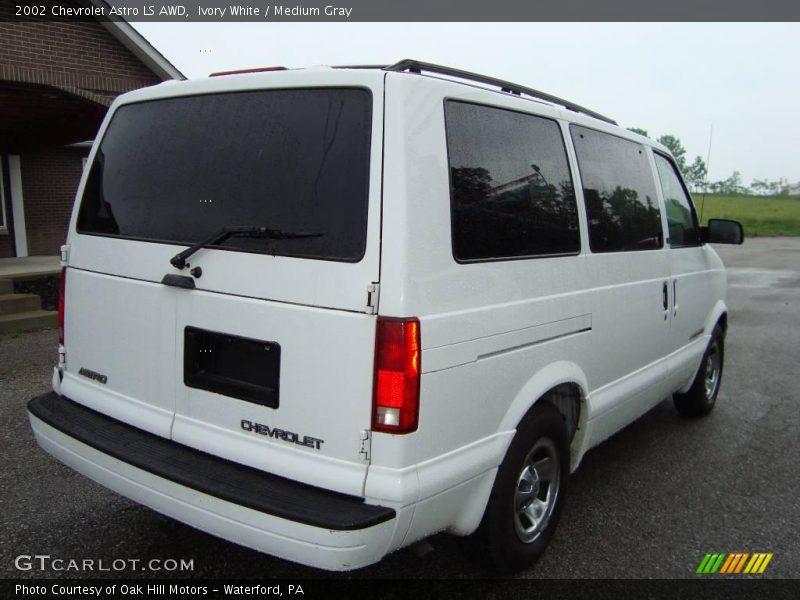 Ivory White / Medium Gray 2002 Chevrolet Astro LS AWD