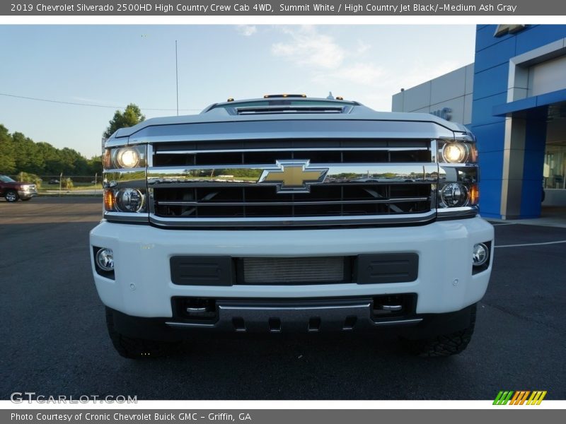 Summit White / High Country Jet Black/­Medium Ash Gray 2019 Chevrolet Silverado 2500HD High Country Crew Cab 4WD