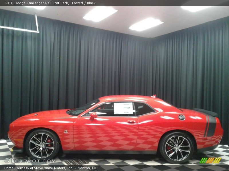 Torred / Black 2018 Dodge Challenger R/T Scat Pack