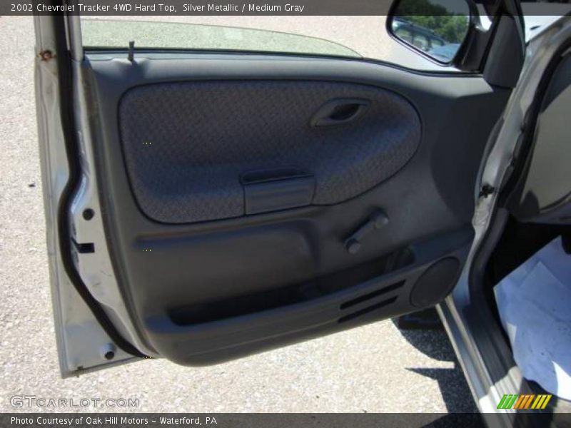 Silver Metallic / Medium Gray 2002 Chevrolet Tracker 4WD Hard Top