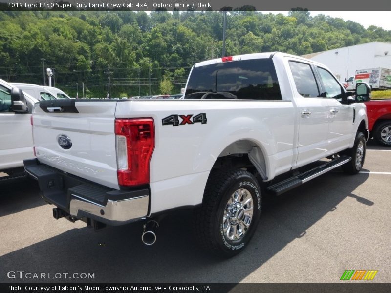 Oxford White / Black 2019 Ford F250 Super Duty Lariat Crew Cab 4x4