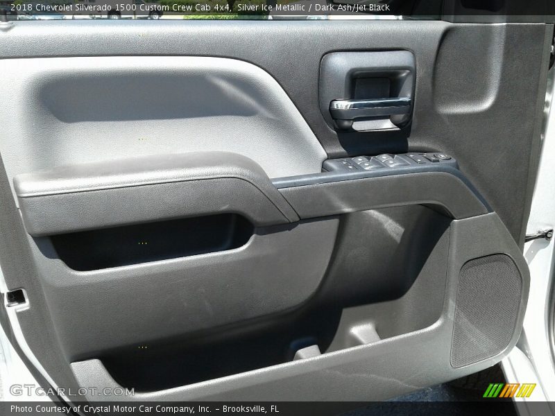 Silver Ice Metallic / Dark Ash/Jet Black 2018 Chevrolet Silverado 1500 Custom Crew Cab 4x4
